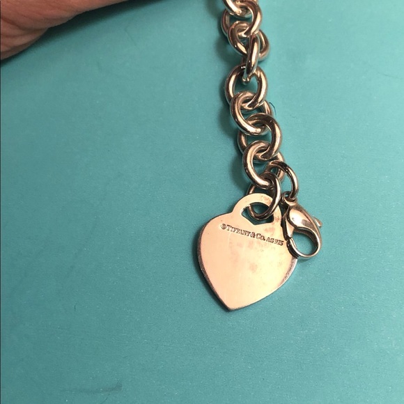 Tiffany heart charm bracelet - Picture 3 of 7
